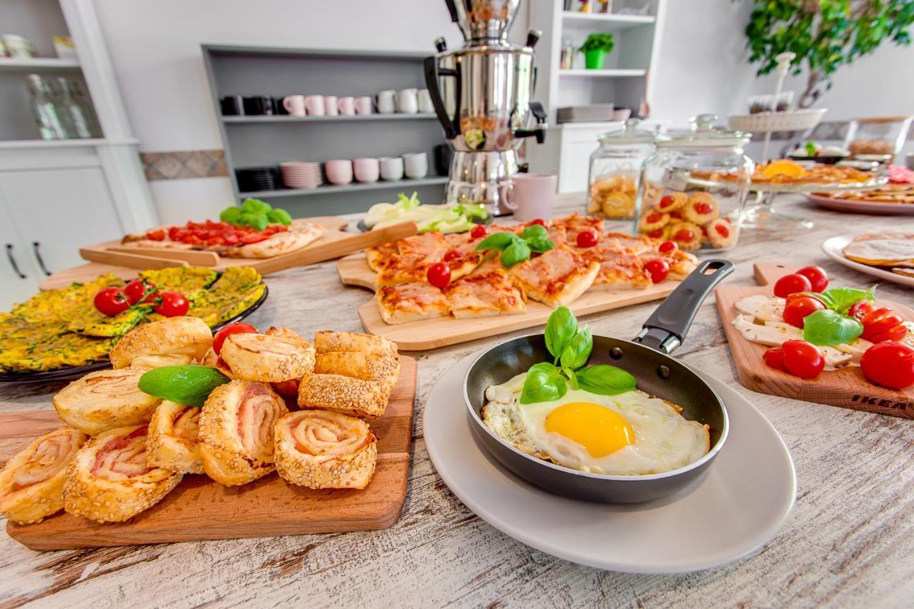 Mare Home Brunch&Beauty - Adults Only Cesenatico Buitenkant foto